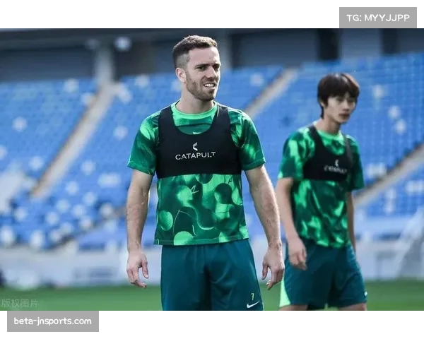 北京国安侯森林良铭先后骨折 塞尔吉尼奥刚从小伤中康复